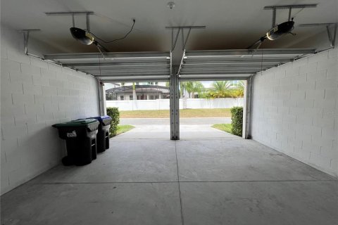Casa en alquiler en Windermere, Florida, 3 dormitorios, 198.72 m2 № 2120336 - foto 19