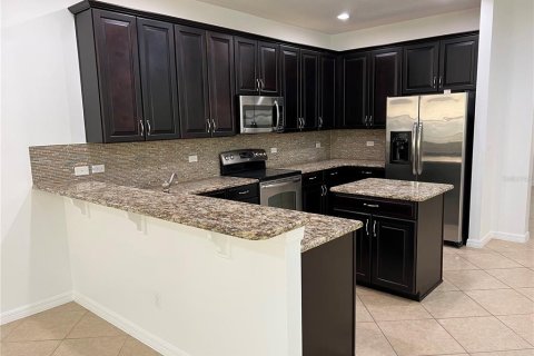 Casa en alquiler en Windermere, Florida, 3 dormitorios, 198.72 m2 № 2120336 - foto 5