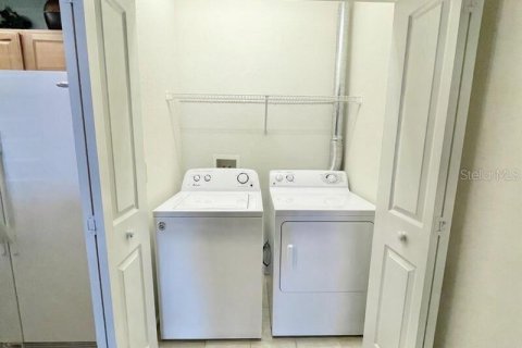 Condominio en alquiler en Orlando, Florida, 2 dormitorios, 102.66 m2 № 1851246 - foto 11