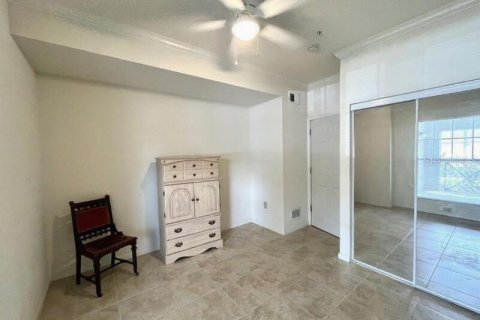 Condominio en alquiler en Orlando, Florida, 2 dormitorios, 102.66 m2 № 1851246 - foto 8