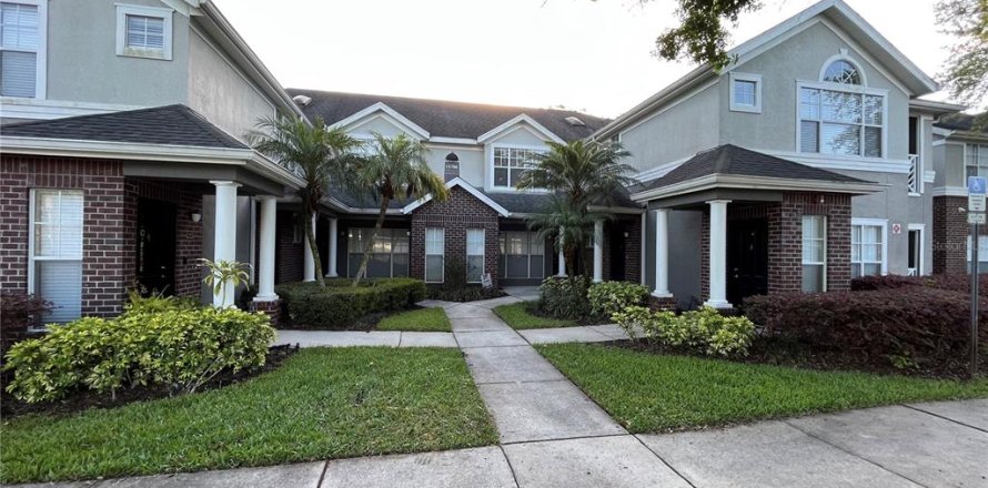 Condominio en Orlando, Florida, 2 dormitorios  № 1851246