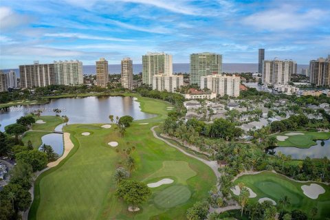 Condominio en venta en Aventura, Florida, 2 dormitorios, 105.91 m2 № 1714154 - foto 6