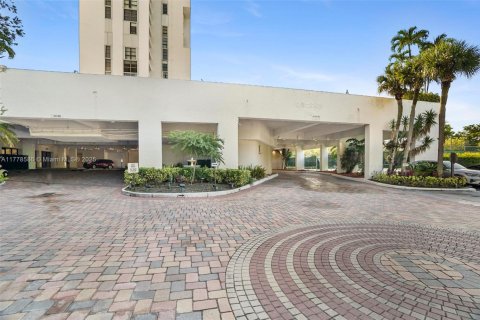 Condominio en venta en Aventura, Florida, 2 dormitorios, 105.91 m2 № 1714154 - foto 29