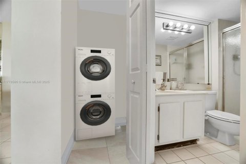 Condominio en venta en Aventura, Florida, 2 dormitorios, 105.91 m2 № 1714154 - foto 19