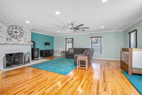 House in South Daytona, Florida 3 bedrooms, 214.05 sq.m. № 1716848 - photo 5
