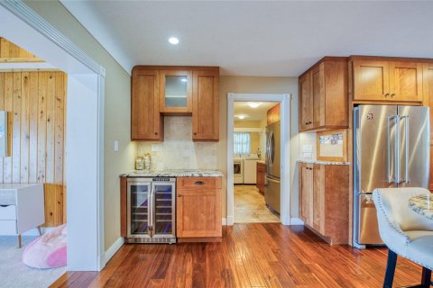 House in Saint Pete Beach, Florida 3 bedrooms, 190.36 sq.m. № 1906782 - photo 18