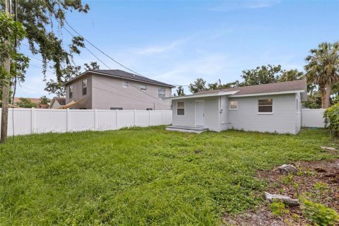 Купить виллу или дом в Сент-Питерсберг, Флорида 3 комнаты, 77.11м2, № 1905875 - фото 24