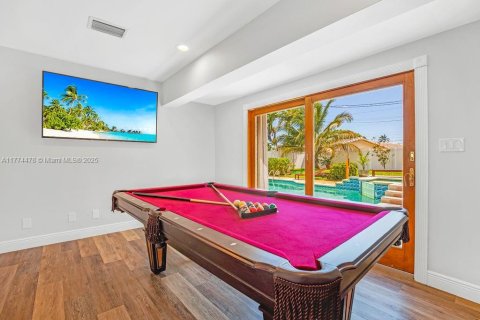 House in Fort Lauderdale, Florida 4 bedrooms, 196.58 sq.m. № 1610592 - photo 15