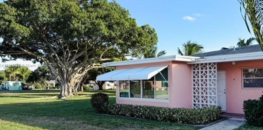 Condominio en Boynton Beach, Florida, 2 dormitorios  № 1975788