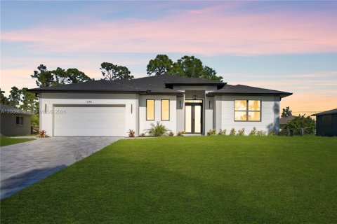 Villa ou maison à North Port, Floride 4 chambres, 223.06 m2 № 2072379