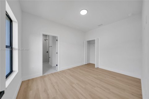 Villa ou maison à vendre à North Port, Floride: 4 chambres, 223.06 m2 № 2072379 - photo 21
