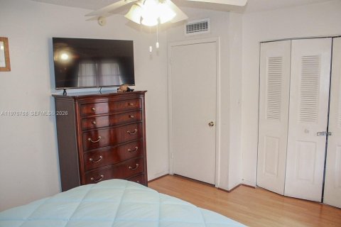 Купить кондоминиум в Майами, Флорида 2 спальни, 88.72м2, № 2040577 - фото 14