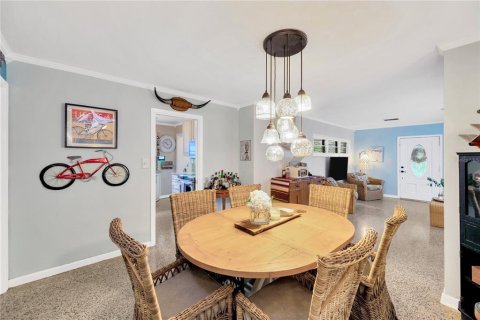 House in Tampa, Florida 3 bedrooms, 121.24 sq.m. № 1811028 - photo 20