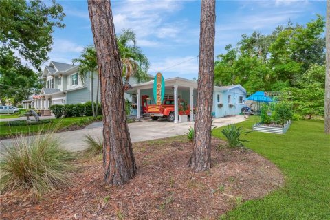House in Tampa, Florida 3 bedrooms, 121.24 sq.m. № 1811028 - photo 5