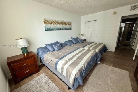 Copropriété à vendre à Miami, Floride: 3 chambres, 136.57 m2 № 2066371 - photo 14