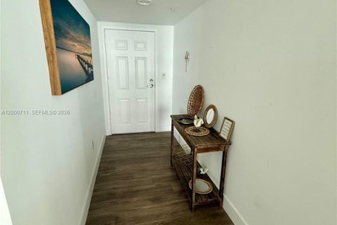 Copropriété à vendre à Miami, Floride: 3 chambres, 136.57 m2 № 2066371 - photo 3