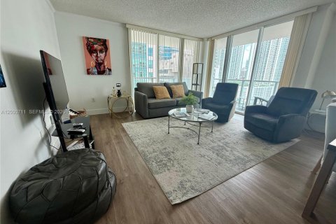 Copropriété à vendre à Miami, Floride: 3 chambres, 136.57 m2 № 2066371 - photo 8