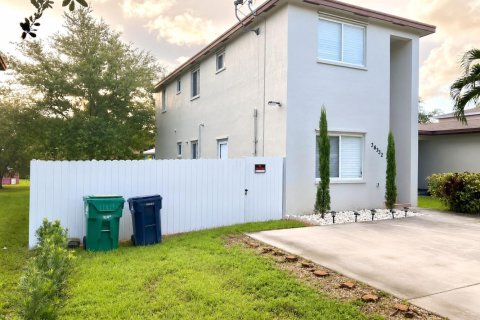 Villa ou maison à Miami, Floride 4 chambres, 154.22 m2 № 2263963