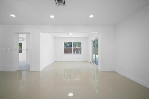 Купить виллу или дом в Мирамар, Флорида 4 спальни, 139.63м2, № 1995272 - фото 9