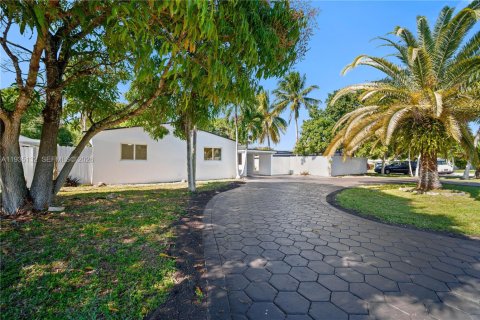 Купить виллу или дом в Мирамар, Флорида 4 спальни, 139.63м2, № 1995272 - фото 6