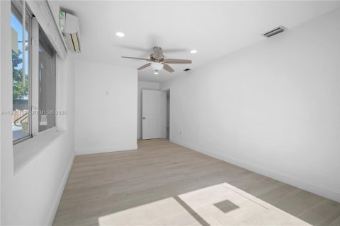 Купить виллу или дом в Мирамар, Флорида 4 спальни, 139.63м2, № 1995272 - фото 24