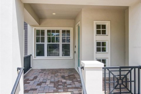 Casa en alquiler en Orlando, Florida, 5 dormitorios, 367.24 m2 № 2235601 - foto 4