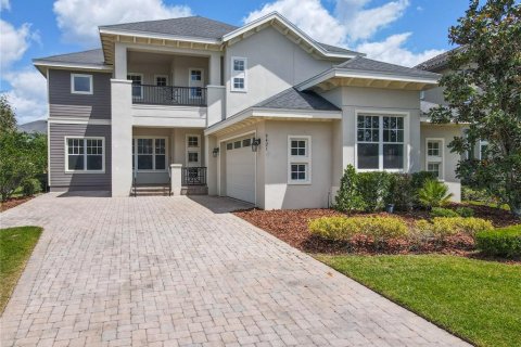House in Orlando, Florida 5 bedrooms, 367.24 sq.m. № 2235601