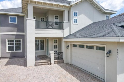 Casa en alquiler en Orlando, Florida, 5 dormitorios, 367.24 m2 № 2235601 - foto 3