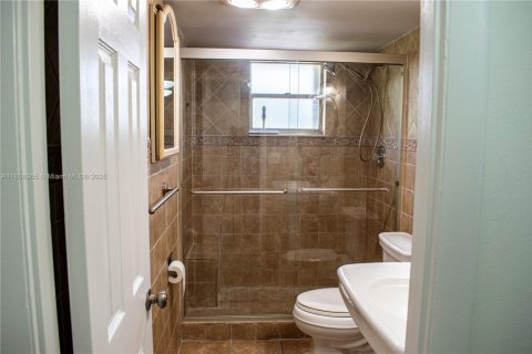 Condo in Margate, Florida, 2 bedrooms  № 1758901 - photo 16