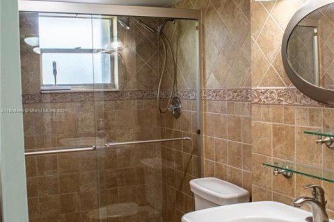 Condo in Margate, Florida, 2 bedrooms  № 1758901 - photo 17