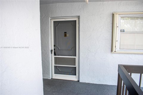 Condo in Margate, Florida, 2 bedrooms  № 1758901 - photo 20