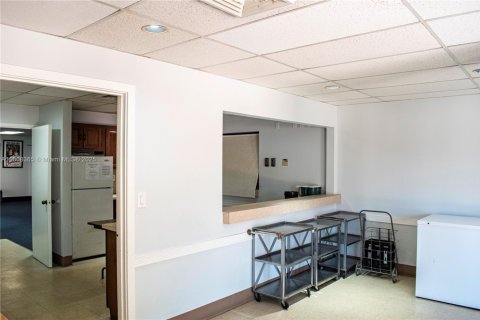 Condo in Margate, Florida, 2 bedrooms  № 1758901 - photo 27