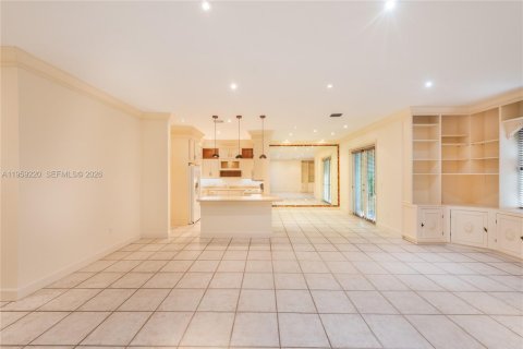 Townhouse in Coral Gables, Florida 3 bedrooms, 186.73 sq.m. № 2019799 - photo 6