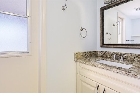 House in Venice, Florida 6 bedrooms, 445.19 sq.m. № 1651247 - photo 24