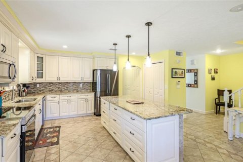 House in Venice, Florida 6 bedrooms, 445.19 sq.m. № 1651247 - photo 17
