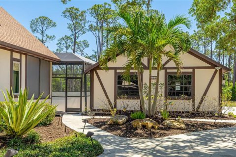House in Venice, Florida 6 bedrooms, 445.19 sq.m. № 1651247 - photo 9
