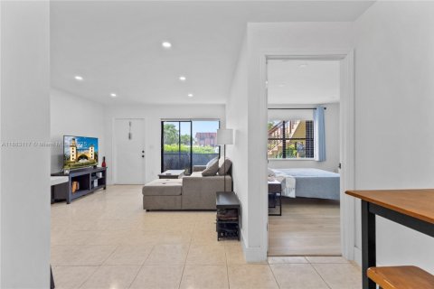 Copropriété à louer à Hialeah, Floride: 3 chambres, 91.04 m2 № 1929573 - photo 17