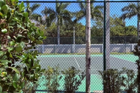 Copropriété à vendre à Doral, Floride: 3 chambres, 122.17 m2 № 2091197 - photo 28