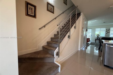 Copropriété à vendre à Doral, Floride: 3 chambres, 122.17 m2 № 2091197 - photo 11