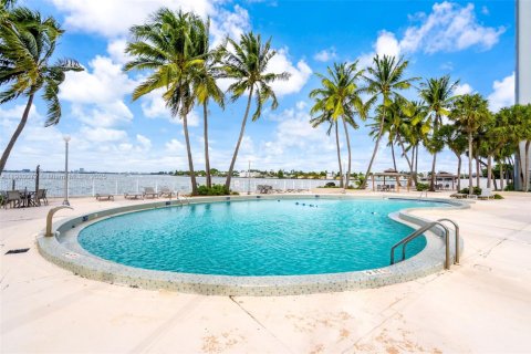 Copropriété à vendre à North Bay Village, Floride: 1 chambre, 98.2 m2 № 1967362 - photo 30