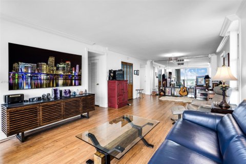 Copropriété à vendre à North Bay Village, Floride: 1 chambre, 98.2 m2 № 1967362 - photo 10