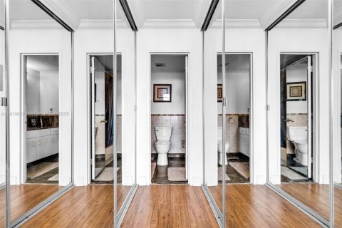 Copropriété à vendre à North Bay Village, Floride: 1 chambre, 98.2 m2 № 1967362 - photo 23