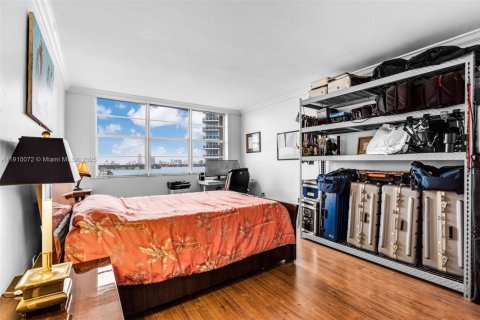 Copropriété à vendre à North Bay Village, Floride: 1 chambre, 98.2 m2 № 1967362 - photo 17