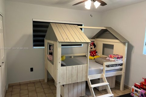 Купить виллу или дом в Хомстед, Флорида 4 спальни, 259.85м2, № 2043619 - фото 28