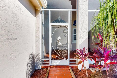 Casa en venta en Homestead, Florida, 5 dormitorios, 228.54 m2 № 1954949 - foto 5