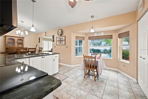 Villa ou maison à vendre à Ocala, Floride: 3 chambres, 175.77 m2 № 2313321 - photo 12