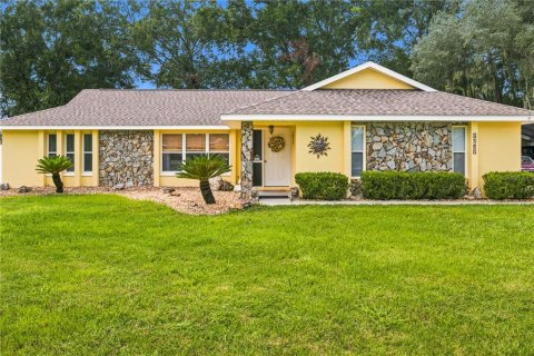 Villa ou maison à Ocala, Floride 3 chambres, 175.77 m2 № 2313321