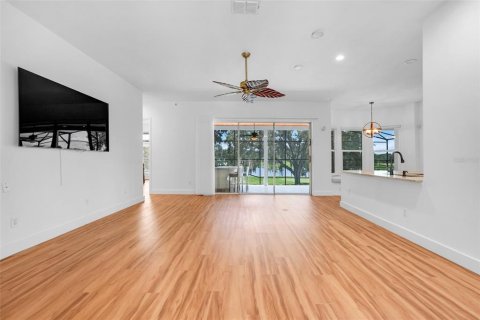 Villa ou maison à vendre à Clermont, Floride: 3 chambres, 202.34 m2 № 1918059 - photo 12