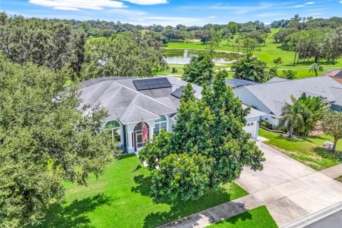 Villa ou maison à vendre à Clermont, Floride: 3 chambres, 202.34 m2 № 1918059 - photo 1