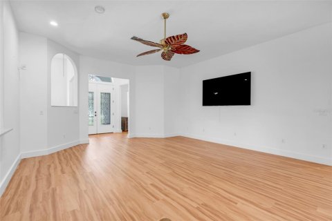Villa ou maison à vendre à Clermont, Floride: 3 chambres, 202.34 m2 № 1918059 - photo 13